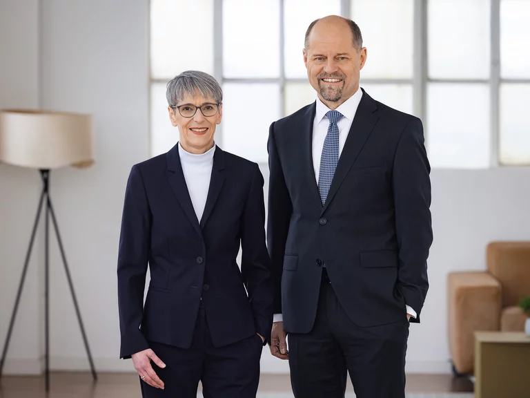 Gesco: Foto: CFO Andrea Holzbaur und CEO Johannes Pfeffer
