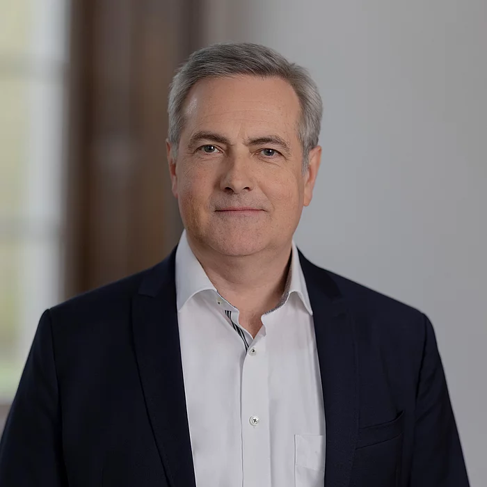 Portrait von Geschäftsführer Jürgen Roth