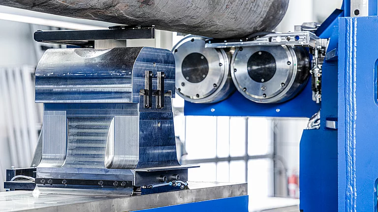 Gesco: Foto: Nahaufnahme der fertig installierten Fahrständerichtanlage