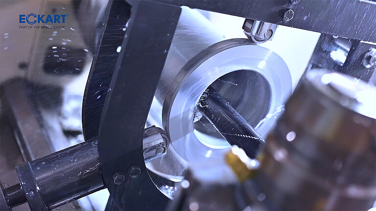 Eckart Hydraulics Werkzeugwechsler Maschine